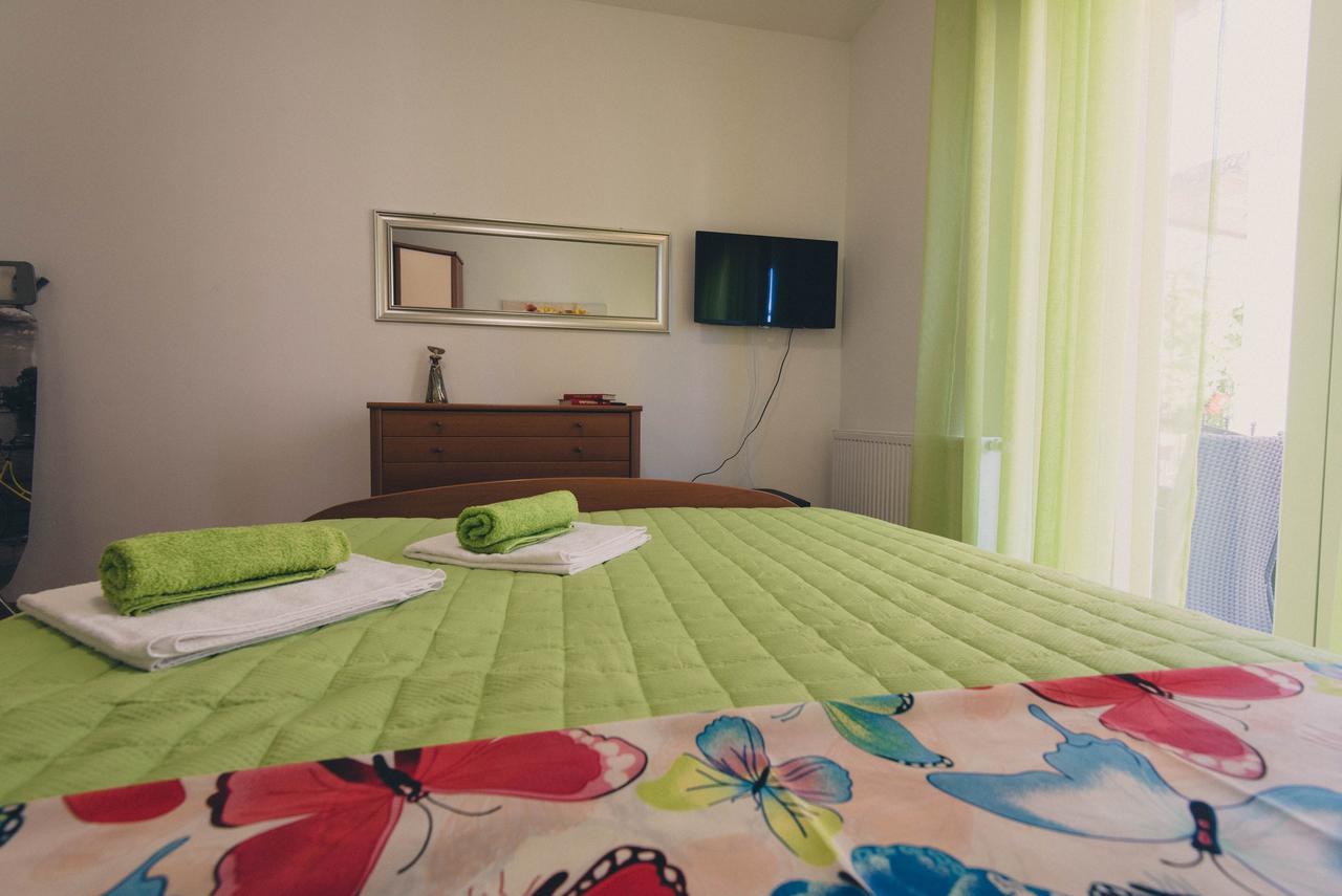Apartments Sunny Garden بروداريكا المظهر الخارجي الصورة
